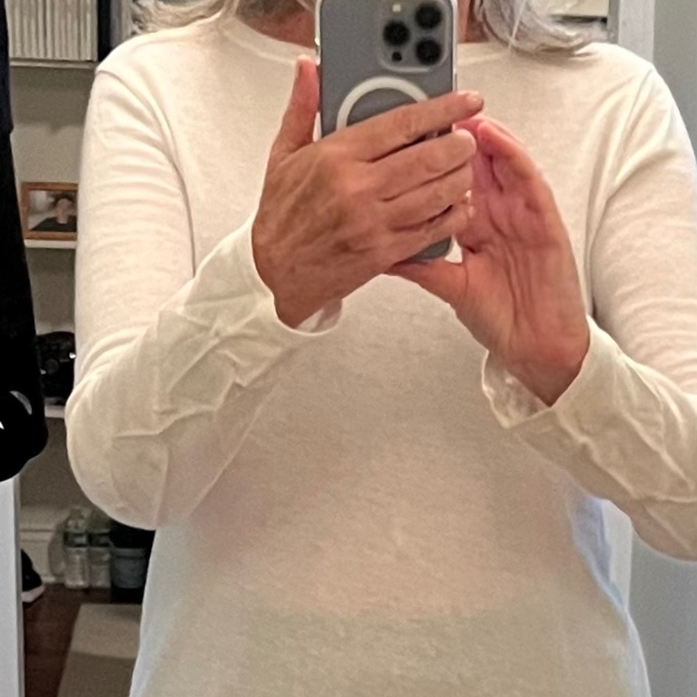 Vince Long-Sleeved White T